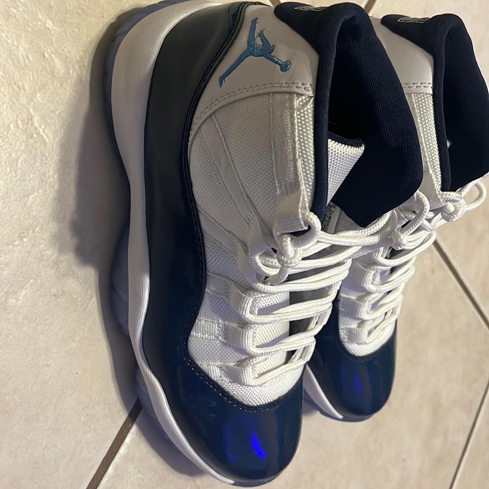 Jordan 11 retro win like 82